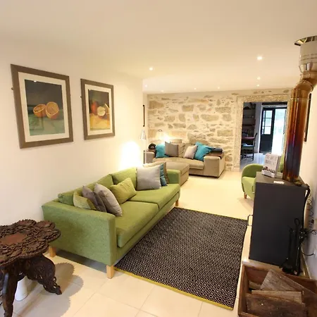 Villa Pausastay - Qdm Artist - *