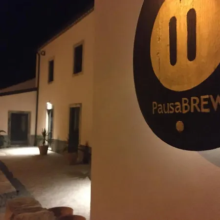 Pausastay - Qdm Artist - Alvorge